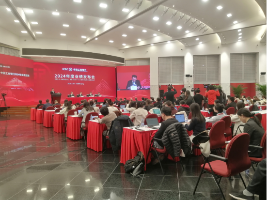 尚語翻譯同聲傳譯服務(wù)：資質(zhì)、譯員、設(shè)備三位一體